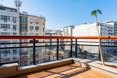 Apartamento para alugar com 74m², 2 quartos e 1 vaga