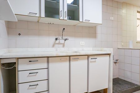 Apartamento para alugar com 74m², 2 quartos e 1 vaga