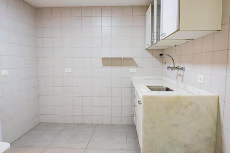 Apartamento para alugar com 74m², 2 quartos e 1 vaga