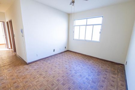 Apartamento para alugar com 3 quartos, 77m² em Vila Cloris, Belo Horizonte
