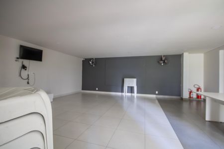 Apartamento à venda com 46m², 2 quartos e 1 vaga Apartamento à venda com 46m², 2 quartos e 1 vagaÁrea comum - Salão de festas