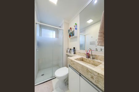Banheiro de apartamento à venda com 2 quartos, 52m² em Padroeira, Osasco
