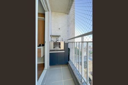Sacada de apartamento à venda com 2 quartos, 52m² em Padroeira, Osasco