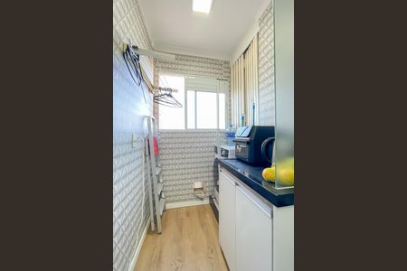 Apartamento à venda com 46m², 2 quartos e 1 vaga Apartamento à venda com 46m², 2 quartos e 1 vagaCozinha e Área de Serviço