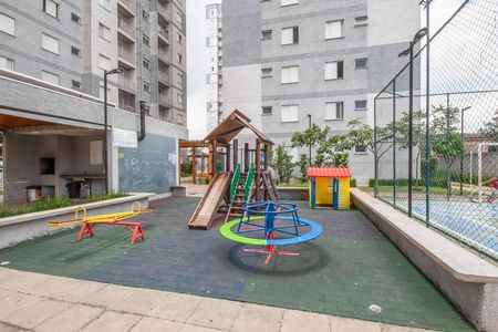 Apartamento à venda com 46m², 2 quartos e 1 vaga Apartamento à venda com 46m², 2 quartos e 1 vagaÁrea comum - Playground