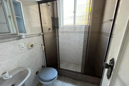 Banheiro de casa à venda com 3 quartos, 700m² em Jardim Guanabara, Rio de Janeiro