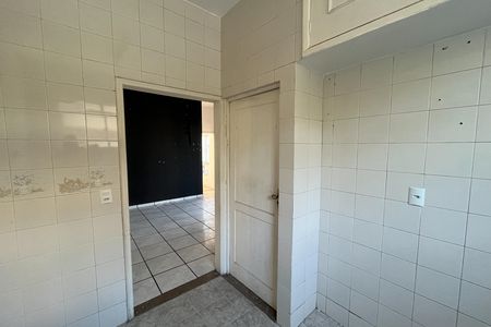Casa à venda com 700m², 3 quartos e 3 vagas Casa à venda com 700m², 3 quartos e 3 vagasCozinha