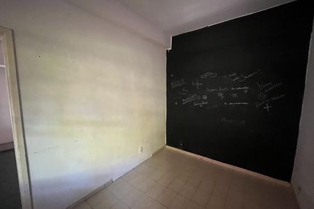 Casa à venda com 700m², 3 quartos e 3 vagas Casa à venda com 700m², 3 quartos e 3 vagasQuarto 2