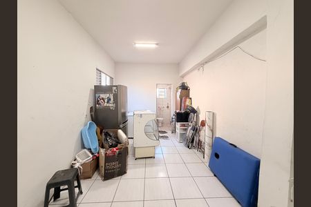 Casa à venda com 109m², 3 quartos e 3 vagasSalão ao lado com banheiro