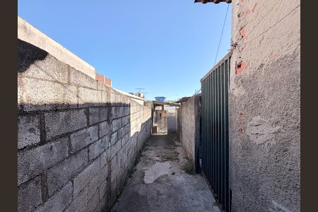 Casa à venda com 109m², 3 quartos e 3 vagasCasa ao lado que faz parte do imóvel