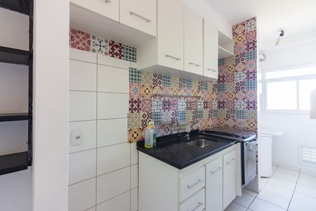 Cozinha  de apartamento para alugar com 2 quartos, 57m² em Umuarama, Osasco