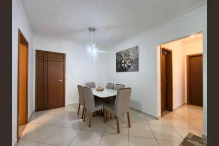 Apartamento para alugar com 80m², 2 quartos e 1 vaga Apartamento para alugar com 80m², 2 quartos e 1 vagaSala