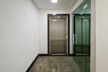 Apartamento para alugar com 80m², 2 quartos e 1 vaga Apartamento para alugar com 80m², 2 quartos e 1 vagaElevador