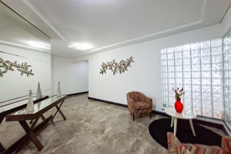 Apartamento para alugar com 80m², 2 quartos e 1 vaga Apartamento para alugar com 80m², 2 quartos e 1 vagaHall de entrada