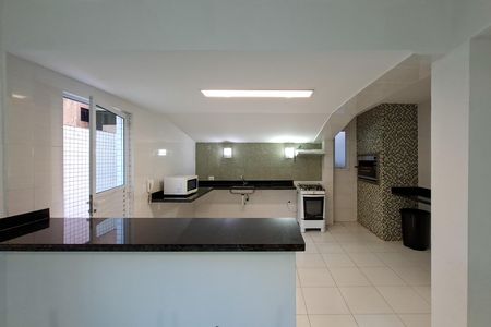 Apartamento para alugar com 80m², 2 quartos e 1 vaga Apartamento para alugar com 80m², 2 quartos e 1 vagaCozinha do Salão de Festas