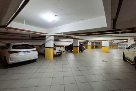 Apartamento para alugar com 80m², 2 quartos e 1 vaga Apartamento para alugar com 80m², 2 quartos e 1 vagaGaragem