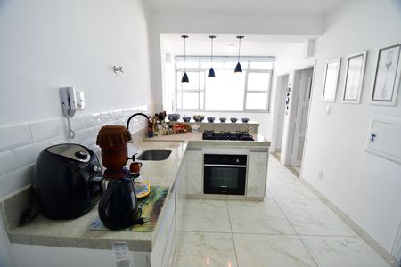 Apartamento à venda com 156m², 3 quartos e sem vagaCozinha