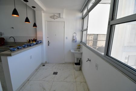 Apartamento à venda com 156m², 3 quartos e sem vagaÁrea de Serviço