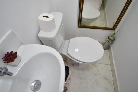 Apartamento à venda com 156m², 3 quartos e sem vagaBanheiro de serviço