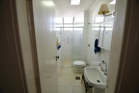 Apartamento à venda com 156m², 3 quartos e sem vagaBanheiro 1