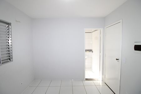 Casa à venda com 84m², 2 quartos e 2 vagasQuarto Suíte 1