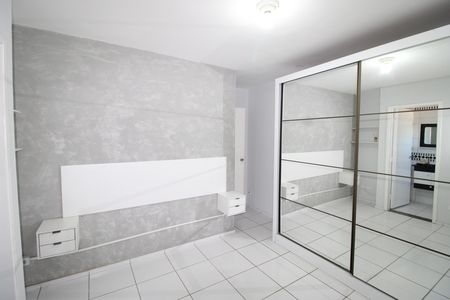 Casa à venda com 84m², 2 quartos e 2 vagasQuarto Suíte 2