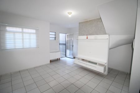Casa à venda com 2 quartos, 84m² em Jardim Helena, São Paulo