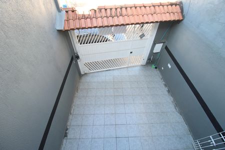 Casa à venda com 84m², 2 quartos e 2 vagasQuarto 2 - Varanda