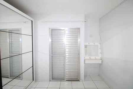 Casa à venda com 84m², 2 quartos e 2 vagasQuarto Suíte 2