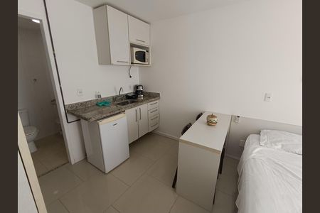 COZINHA de kitnet/studio para alugar com 1 quarto, 30m² em Praia Campista, Macaé