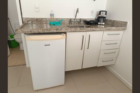 Studio para alugar com 30m², 1 quarto e sem vaga Studio para alugar com 30m², 1 quarto e sem vagaCOZINHA