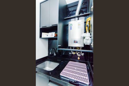 Apartamento para alugar com 63m², 2 quartos e 1 vagaÁrea de Serviço e Churrasqueira 