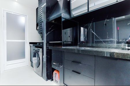 Apartamento para alugar com 63m², 2 quartos e 1 vagaÁrea de Serviço e Churrasqueira 