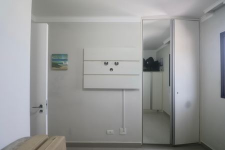 Apartamento para alugar com 65m², 2 quartos e 1 vaga Apartamento para alugar com 65m², 2 quartos e 1 vagaQuarto