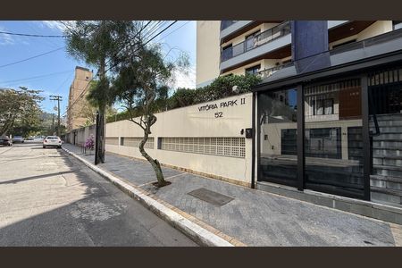 Apartamento para alugar com 65m², 2 quartos e 1 vaga Apartamento para alugar com 65m², 2 quartos e 1 vagaFachada