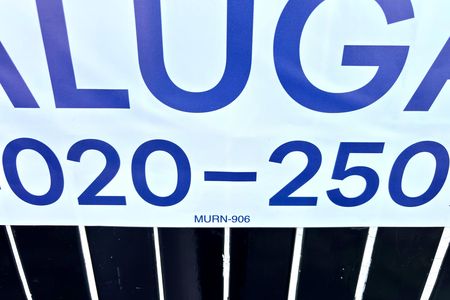 Placa de apartamento para alugar com 2 quartos, 70m² em Vila Talarico, São Paulo