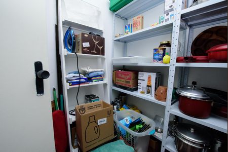 Dispensa de apartamento à venda com 3 quartos, 97m² em Buritis, Belo Horizonte