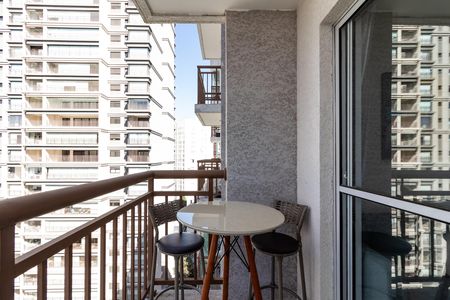 Apartamento para alugar com 27m², 1 quarto e sem vagaVaranda