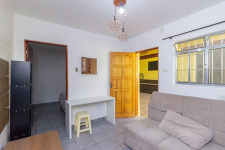 Casa para alugar com 2 quartos, 110m² em Jardim Regina, São Paulo