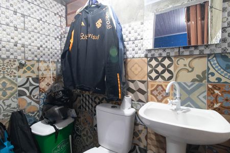 Casa à venda com 52m², 2 quartos e 2 vagasBanheiro do Quarto 1