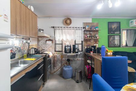 Casa à venda com 52m², 2 quartos e 2 vagasCozinha