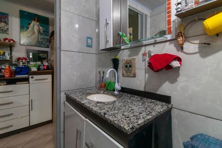 Casa à venda com 52m², 2 quartos e 2 vagasBanheiro Social
