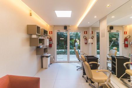 Apartamento para alugar com 75m², 3 quartos e 2 vagas Apartamento para alugar com 75m², 3 quartos e 2 vagasEspaço Beauty