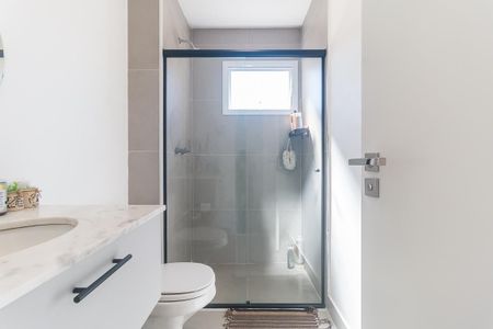 Banheiro da Suíte de apartamento para alugar com 3 quartos, 75m² em Jardim Sao Pedro, Mogi das Cruzes