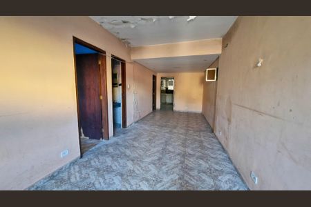 Casa à venda com 4 quartos, 150m² em Jardim das Flores, São Paulo