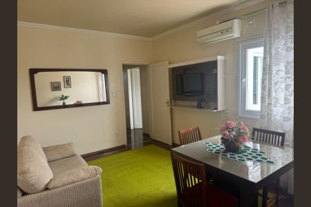 Sala de apartamento para alugar com 2 quartos, 75m² em Centro, Pelotas