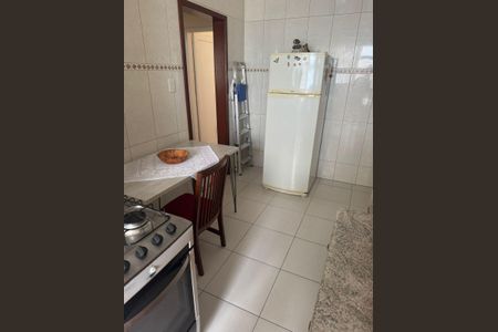 Cozinha de apartamento para alugar com 2 quartos, 75m² em Centro, Pelotas