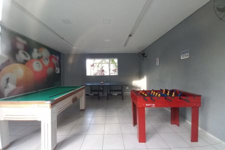 Sala de Jogos de apartamento para alugar com 2 quartos, 41m² em Jardim Esmeraldina, Campinas
