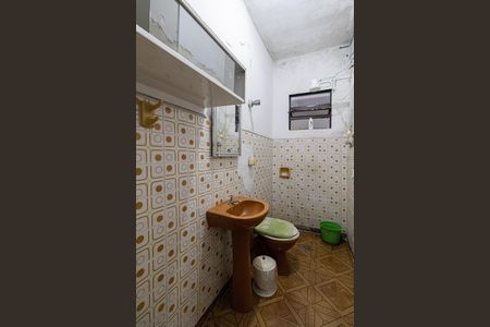 Casa 1 Banheiro de casa à venda com 4 quartos, 300m² em Vila Jacuí, São Paulo