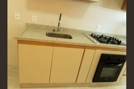 Apartamento para alugar com 61m², 2 quartos e 1 vaga Apartamento para alugar com 61m², 2 quartos e 1 vagaCozinha